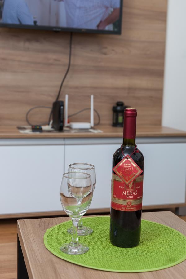 Astra Apartment ซลาตีบอร์ ภายนอก รูปภาพ